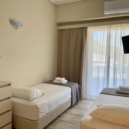 Helen Hotel Порос Экстерьер фото