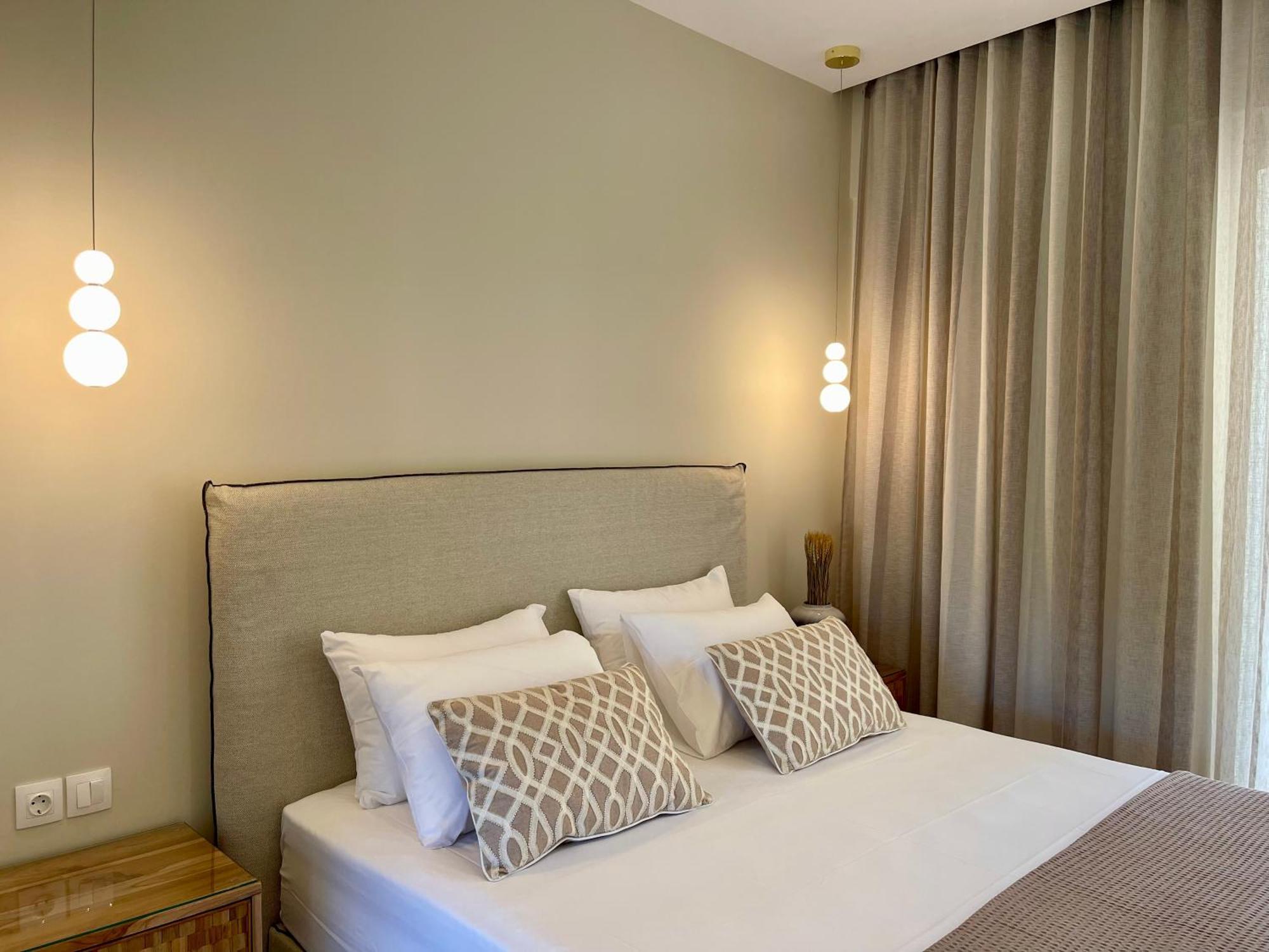 Helen Hotel Порос Экстерьер фото